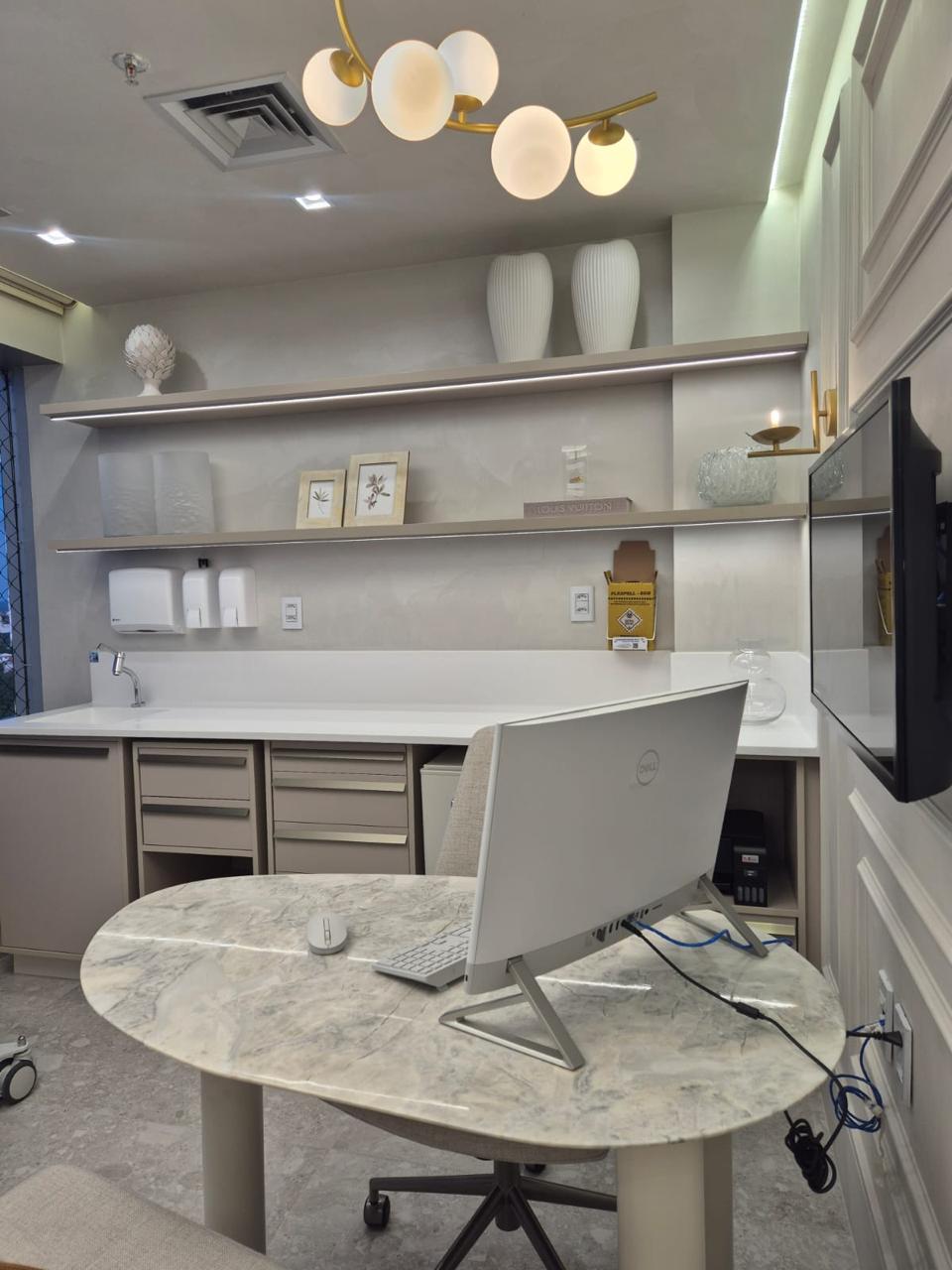 Espaço corporativo com superfície em Corian®